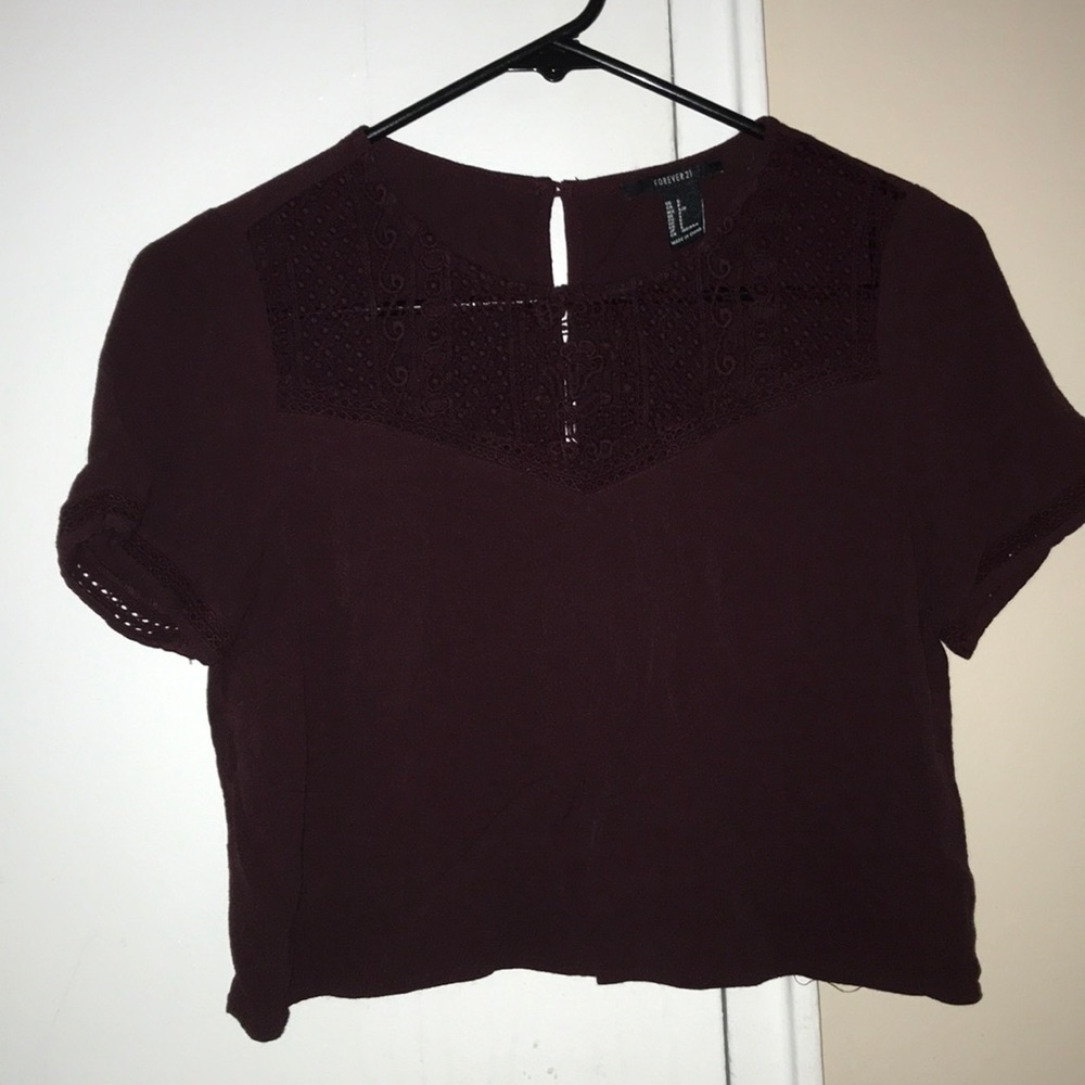 SUPER CUTE maroon crop top! - Picture 1 of 3